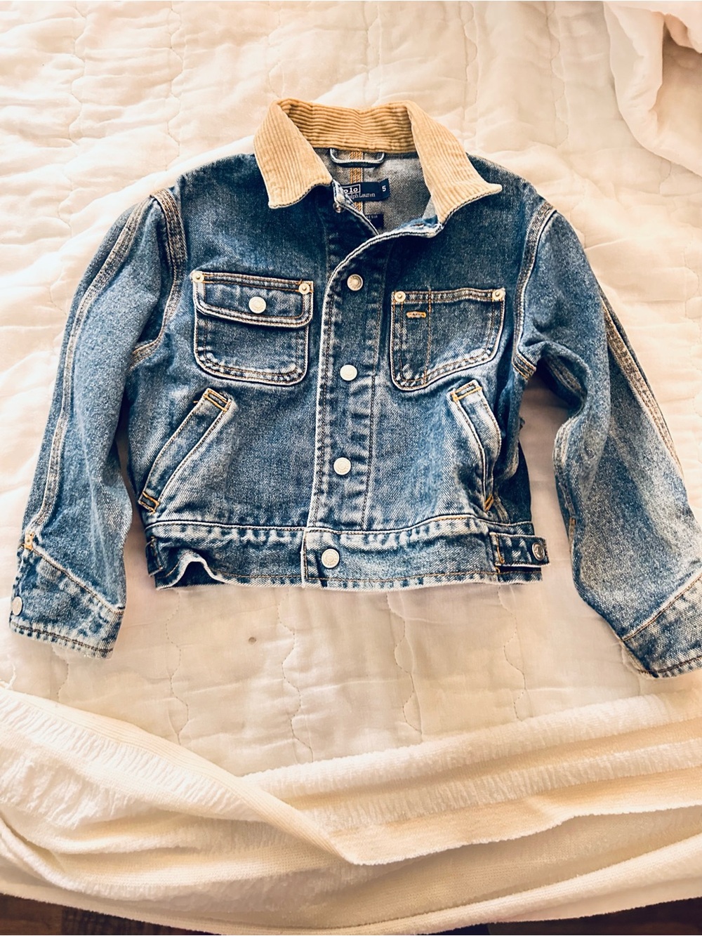 Child’s denim jacket size 5